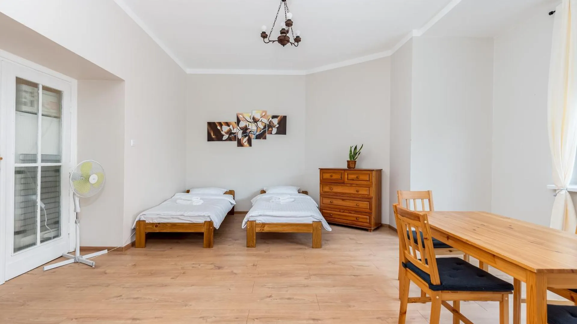 Lenartowicza Standard Apartment Krakow